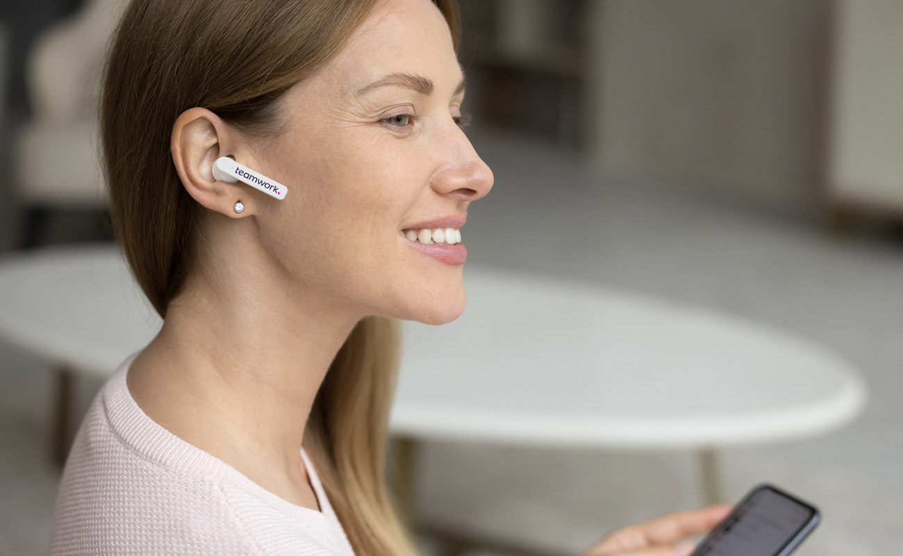 Duet - Écouteurs Bluetooth® personnalisés avec étui de chargement gallery thumbnail