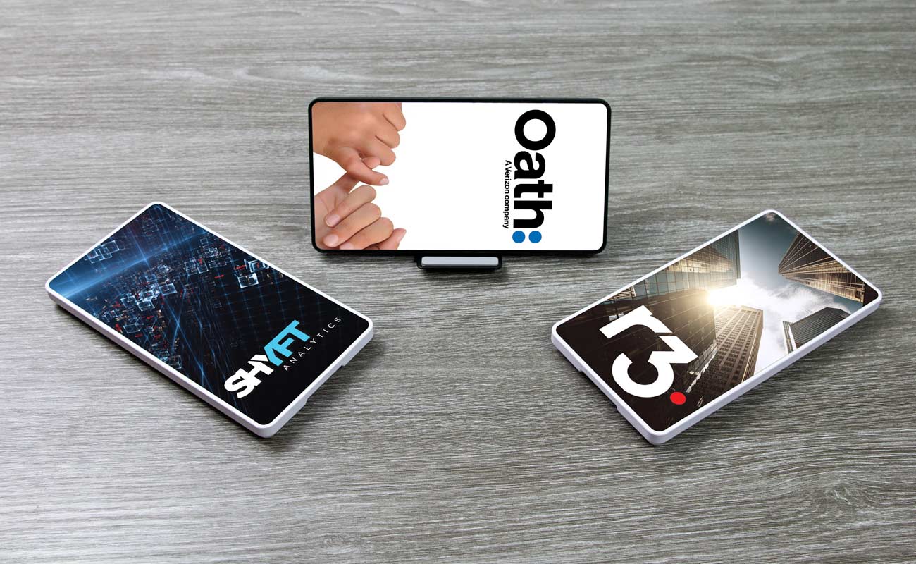 Stand - Chargeurs Sans Fil Personnalisés gallery thumbnail